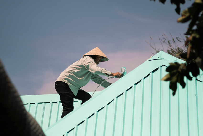 Cara Beda dari Pesaing Tukang