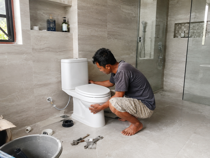 Contoh Renovasi Kamar Mandi 1