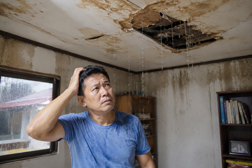 Kapan Renovasi Rumah Sebaiknya Dimulai? 1 Kerusakan Mulai Berulang