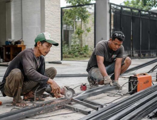 Mandor Bona: Pengerjaan Perbaikan & Renovasi Bangunan