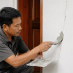 cara menambal dinding retak rambut